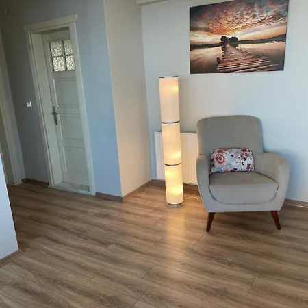 Yalova Apartments *