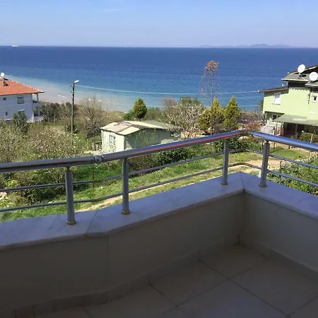 Yalova Apartments *
